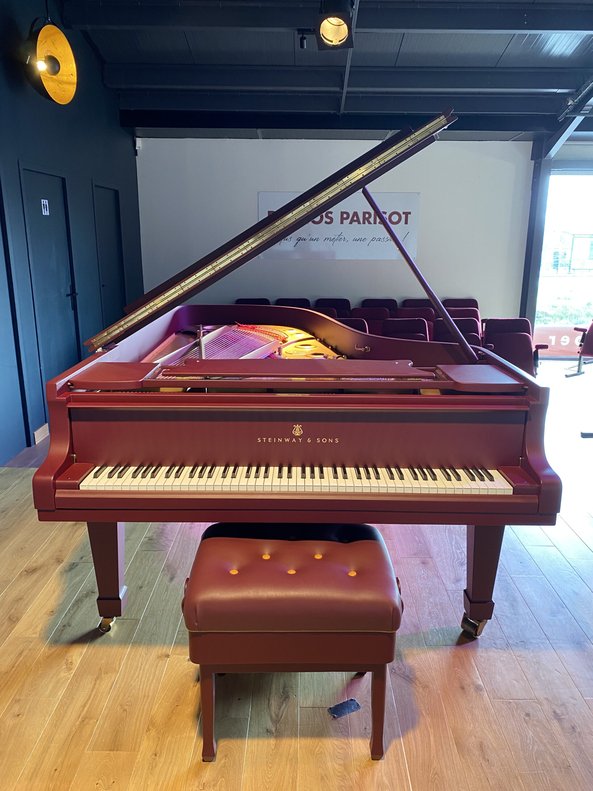 b 211 | piano d'occasion pas cher
