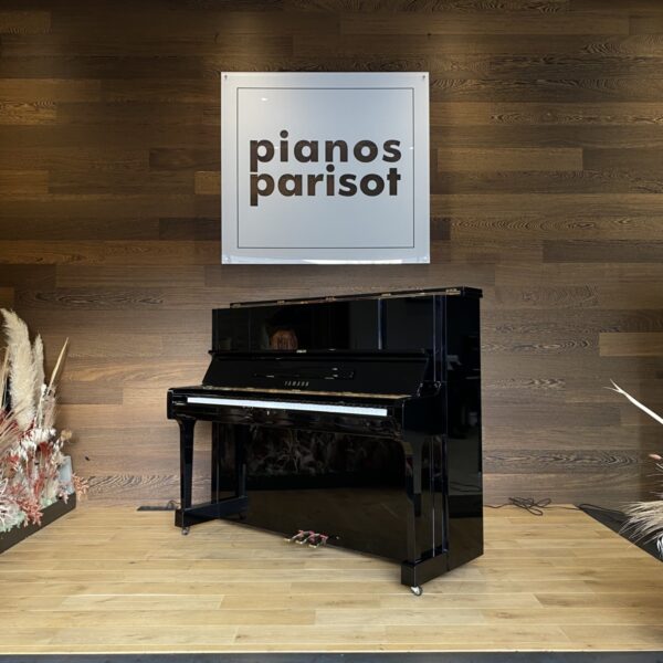 YAMAHA UX-1 | Noir brillant occasion YAMAHA UX-1 | Noir brillant occasion