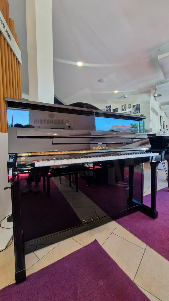 Seiler 116, 1991 Pianos Parisot Toulouse Seiler 116, 1991 Pianos Parisot Toulouse